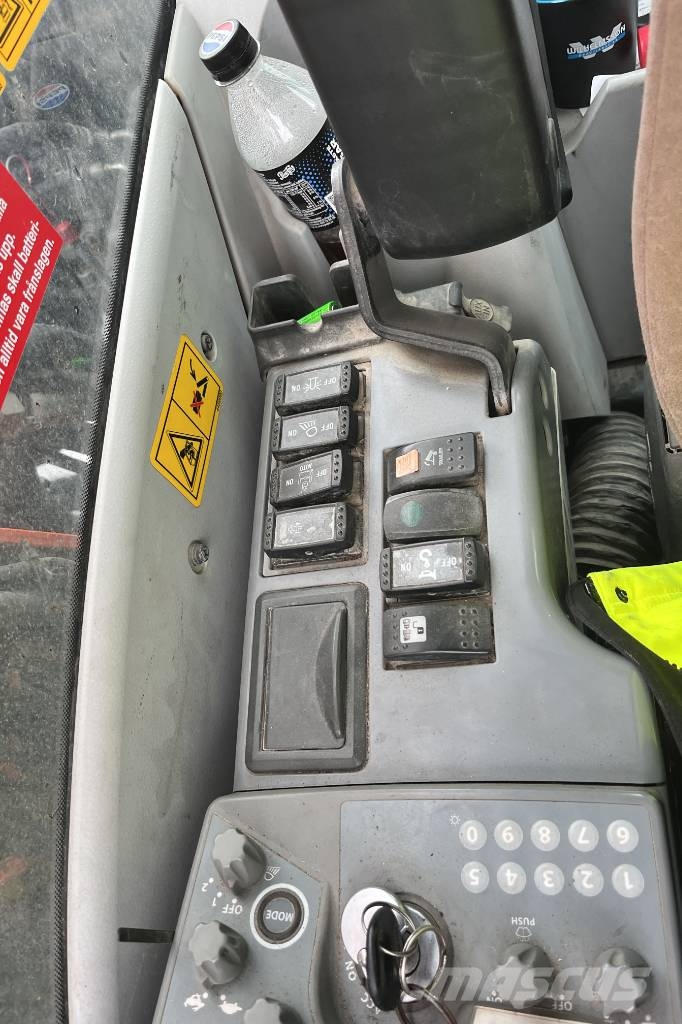 Hitachi ZX 140 W-5 Hjulgrävare