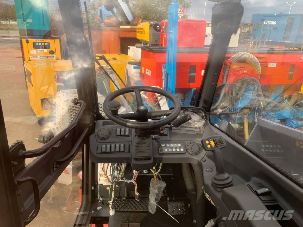 CAT Telehandler Cabin NEW Kabinen