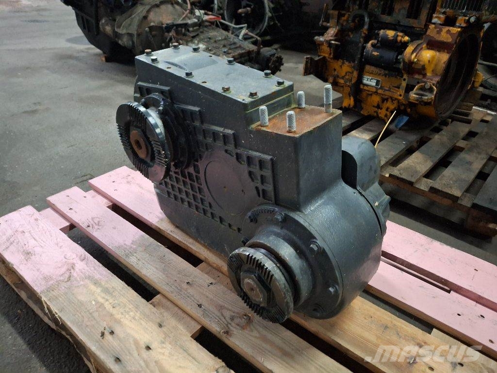 Volvo VT2501TB ATC 기어박스