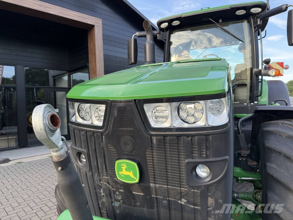 John Deere 8345 R Ultimate edition Traktoren