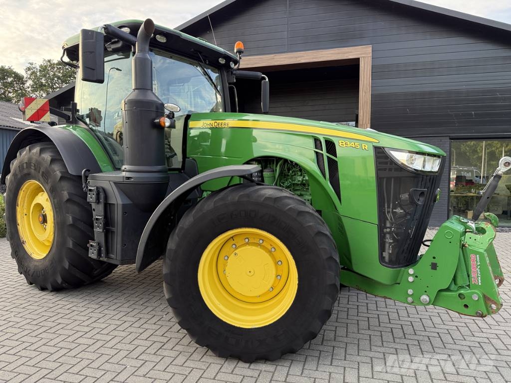 John Deere 8345 R Ultimate edition Traktoren
