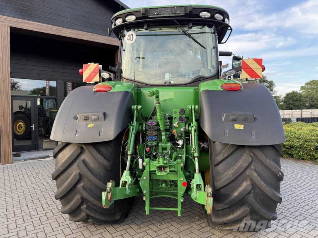 John Deere 8345 R Ultimate edition Traktoren