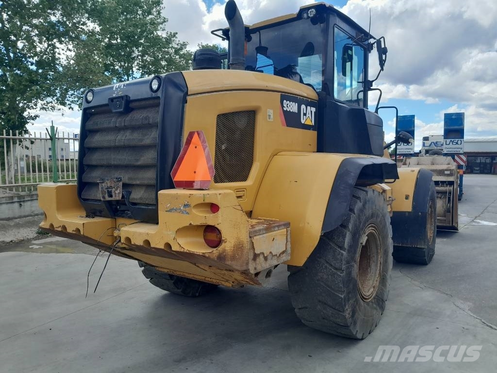 CAT 938 M Фронтальні навантажувачі