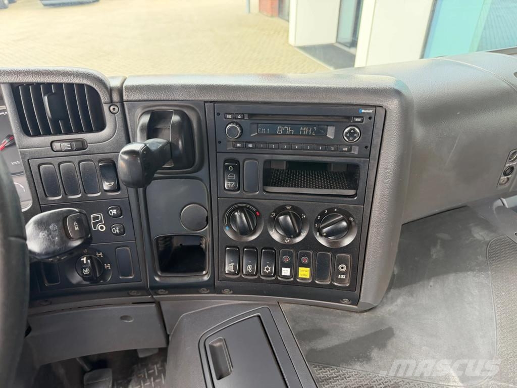 Scania P450 8x4 Hooksystem Euro 6 148.000 km Rol kiper kamioni sa kukom za podizanje tereta