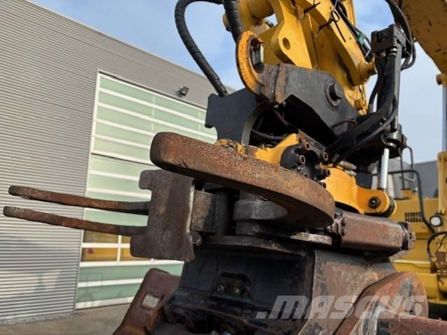 Komatsu PW160-8 Mobilbagger