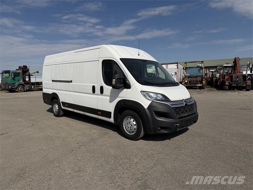 Citroën Jumper VIN 402 Furgonetas cerradas