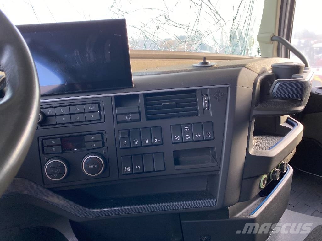Volvo FH 460 / I-Save 1er Main endommagé Trekkvogner