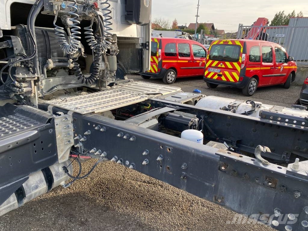 Volvo FH 460 / I-Save 1er Main endommagé Trekkvogner