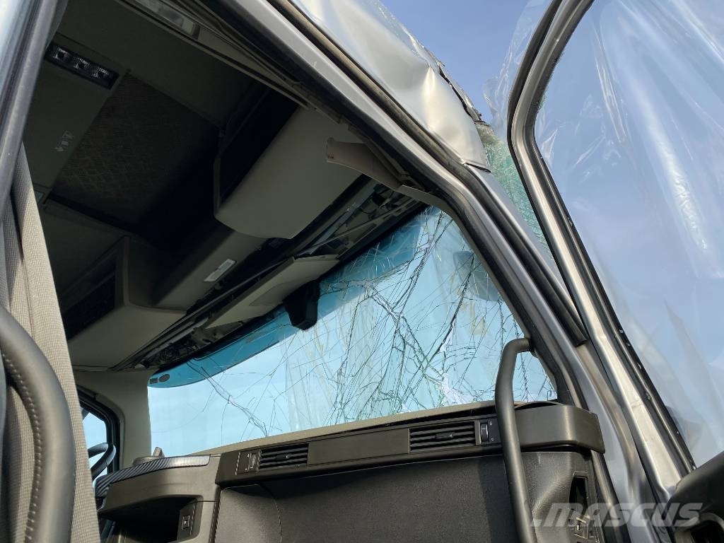 Volvo FH 460 / I-Save 1er Main endommagé Trekkvogner