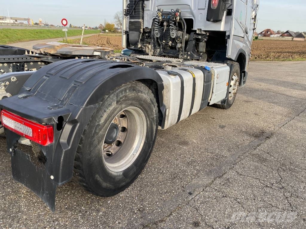 Volvo FH 460 / I-Save 1er Main endommagé Trekkvogner
