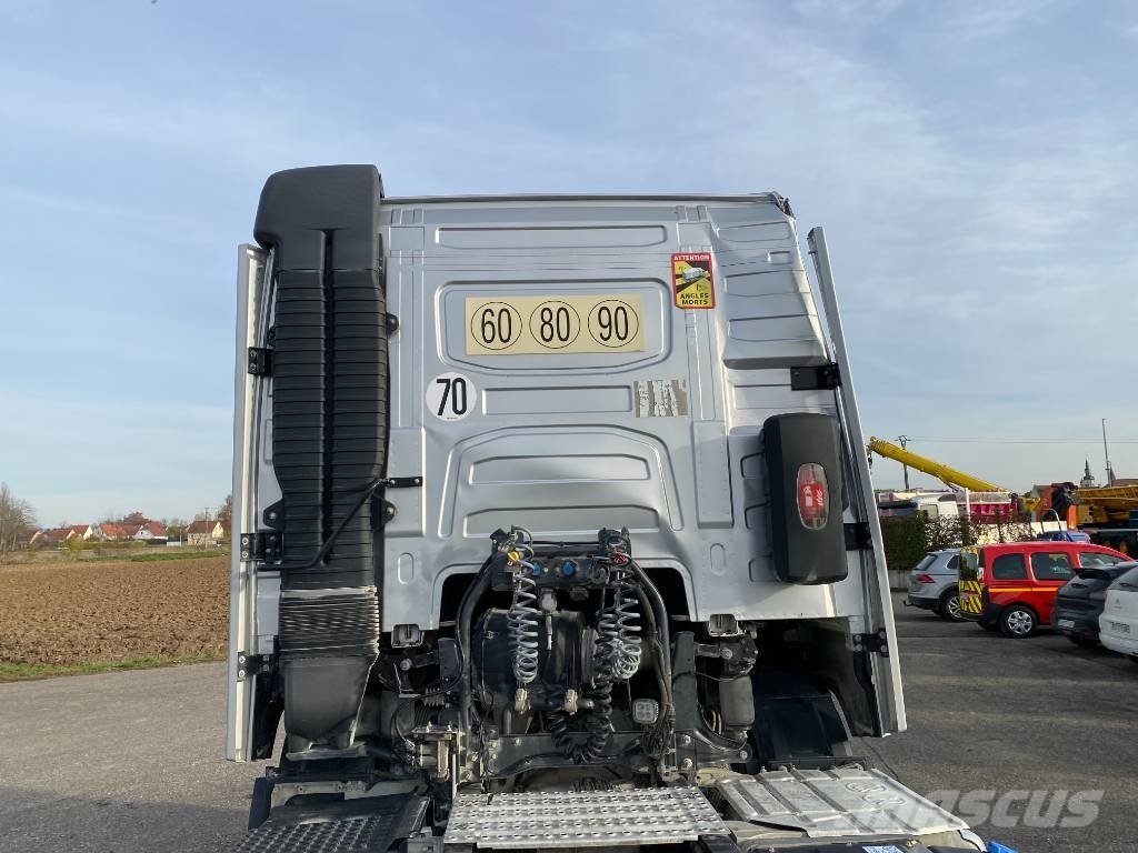 Volvo FH 460 / I-Save 1er Main endommagé Trekkvogner