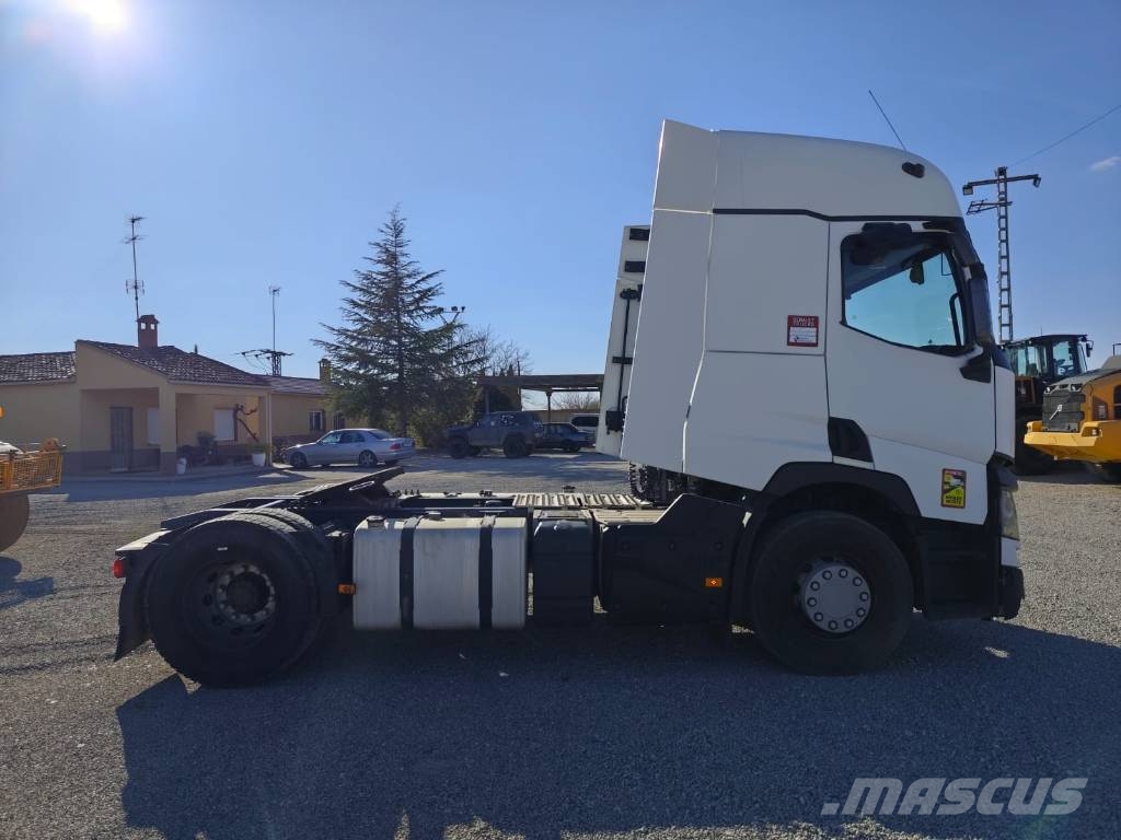 Renault T وحدات الجر