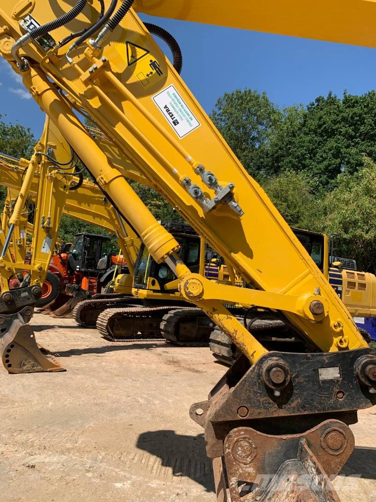 Komatsu PC210LC-11 Pásové rýpadlá
