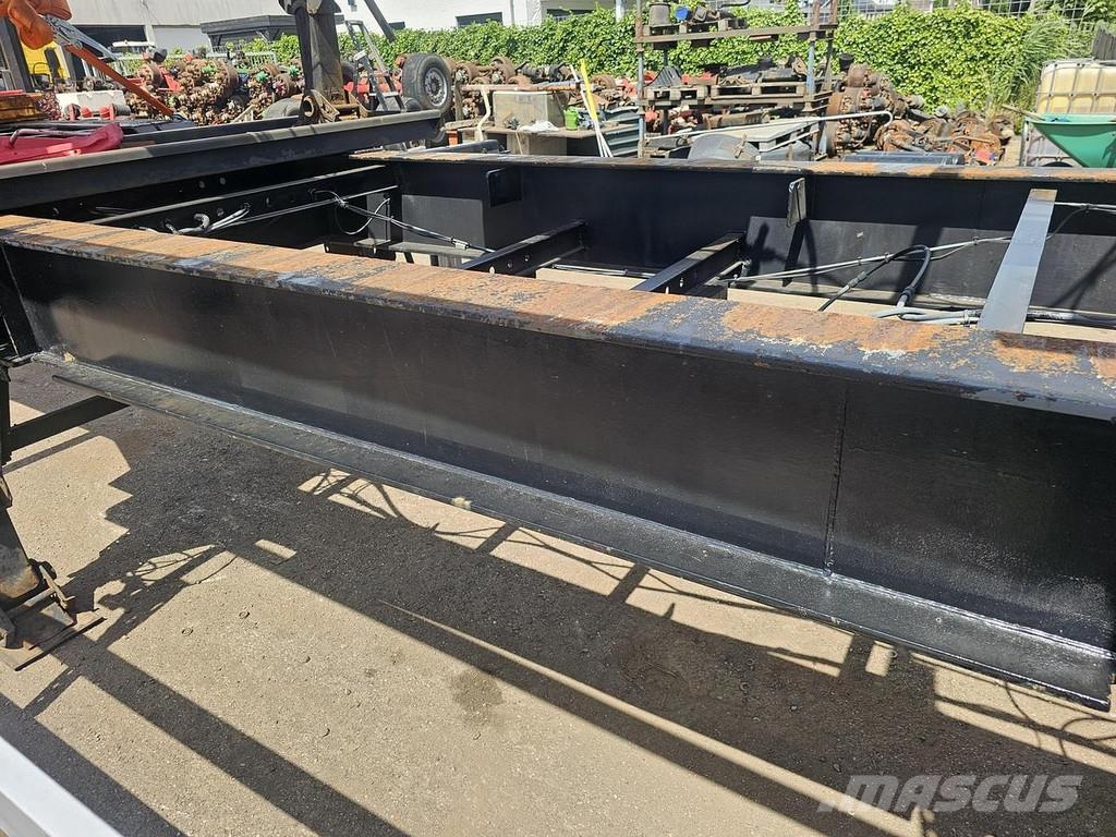 Groenewegen 45.07 CC-12-27 / 45 FT AND 40 FT CHASSIS BPW DISC. Containerframe semi-trailers