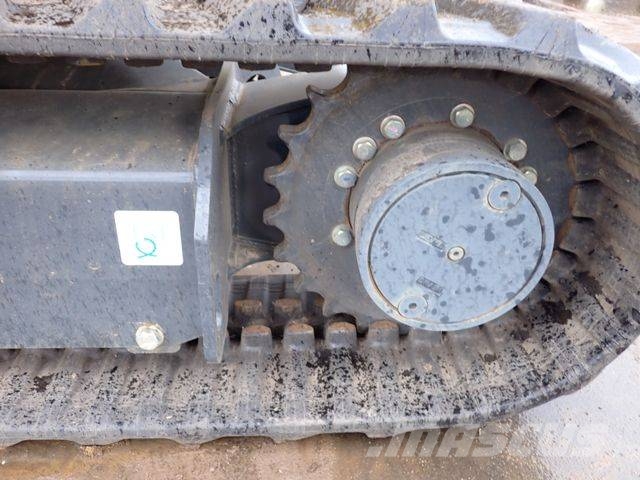 PC PC30MR‑5 حفارات زحافة