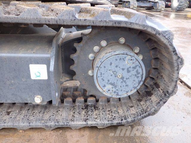 PC PC30MR‑5 حفارات زحافة