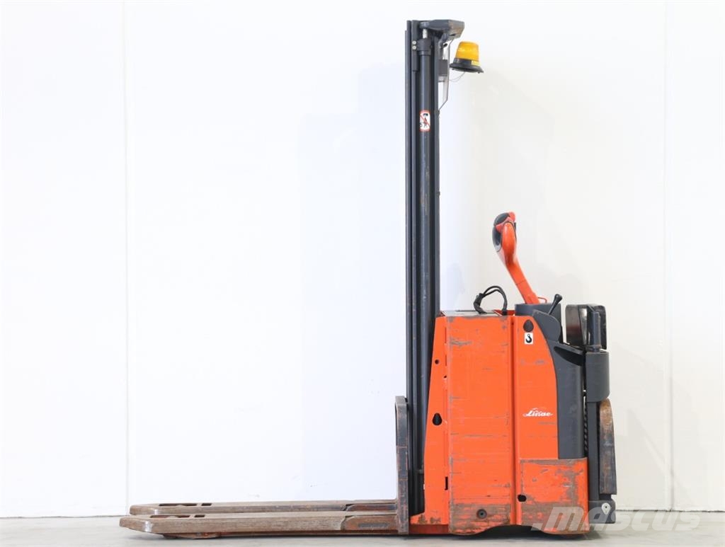 Linde L12LP/141 Pedestrian stacker