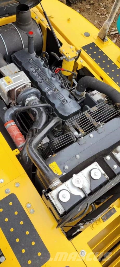 Komatsu 210LC-8 Escavadeiras de esteiras