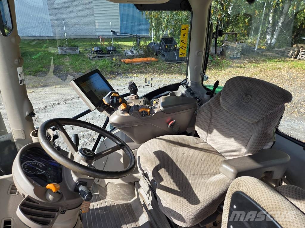 John Deere 6195 R Tractors