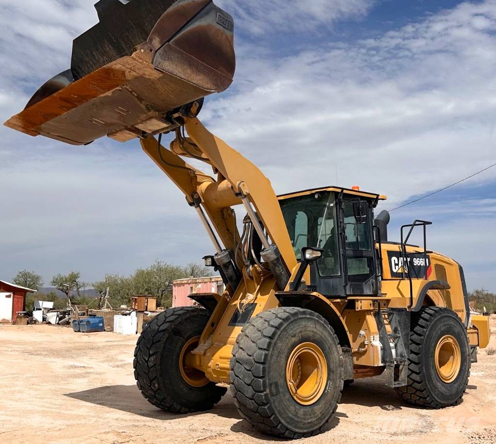 CAT 966M Radlader