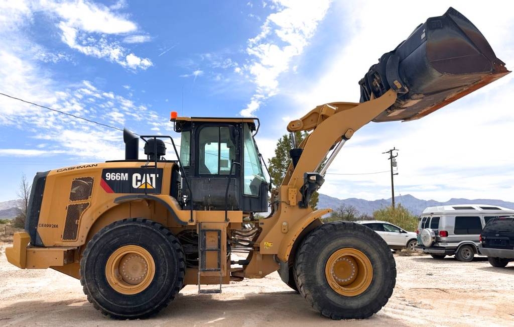 CAT 966M Radlader