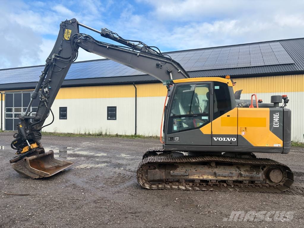 Volvo EC140EL grävmaskin, rototilt med gripkassett Roomikekskavaatorid