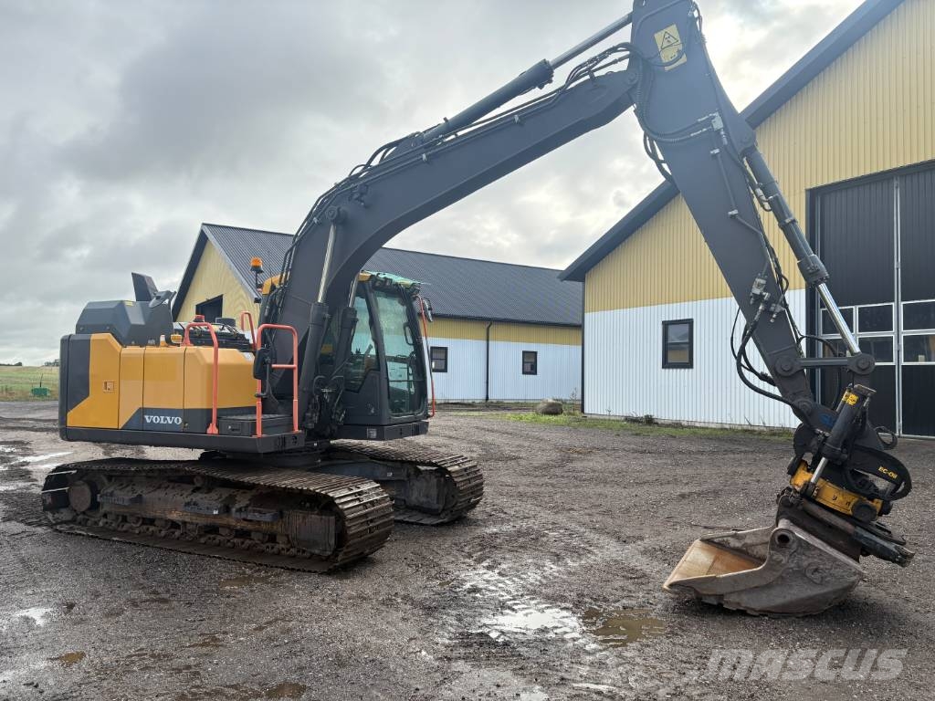 Volvo EC140EL grävmaskin, rototilt med gripkassett Roomikekskavaatorid