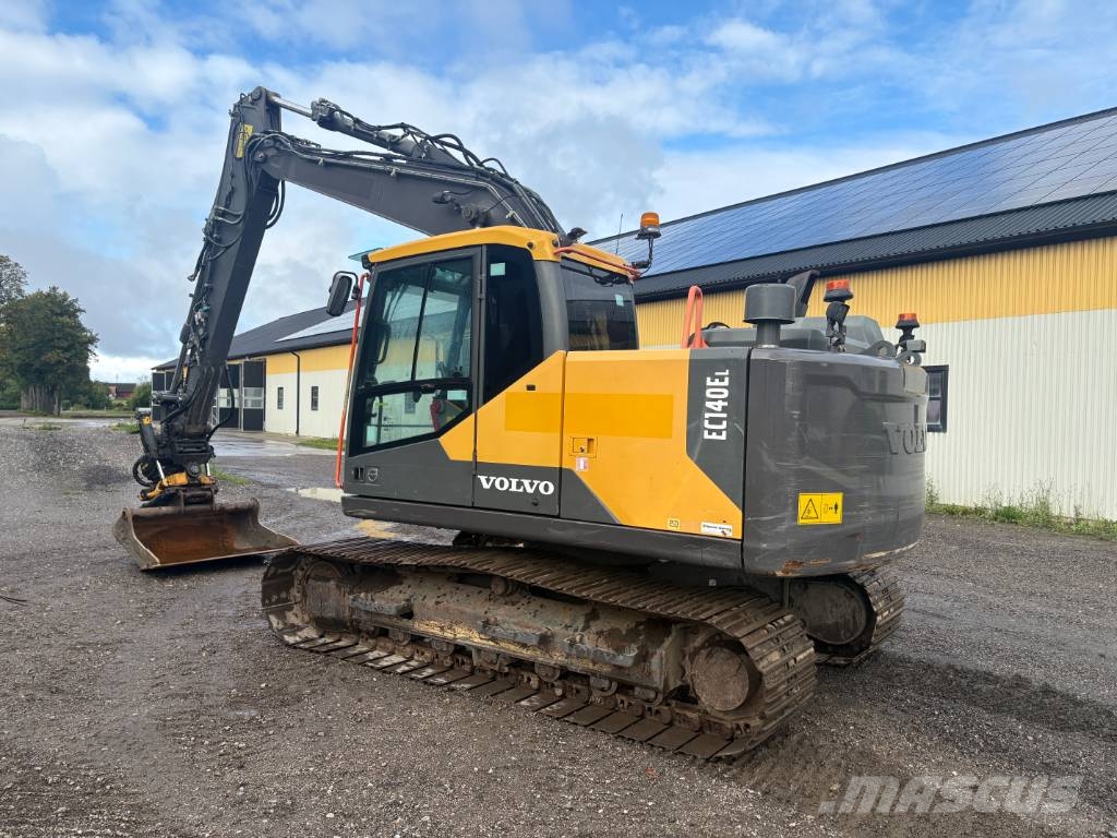 Volvo EC140EL grävmaskin, rototilt med gripkassett Roomikekskavaatorid