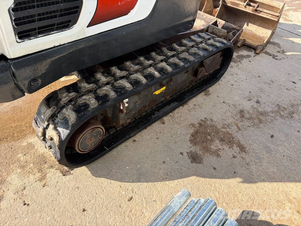 Bobcat E 17 Mini bagri <7t