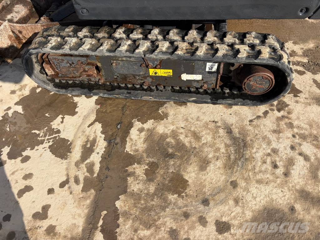 Bobcat E 17 Mini bagri <7t