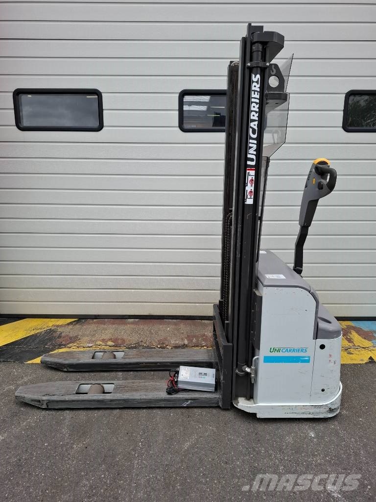 UniCarriers PS 125 Ledestablere