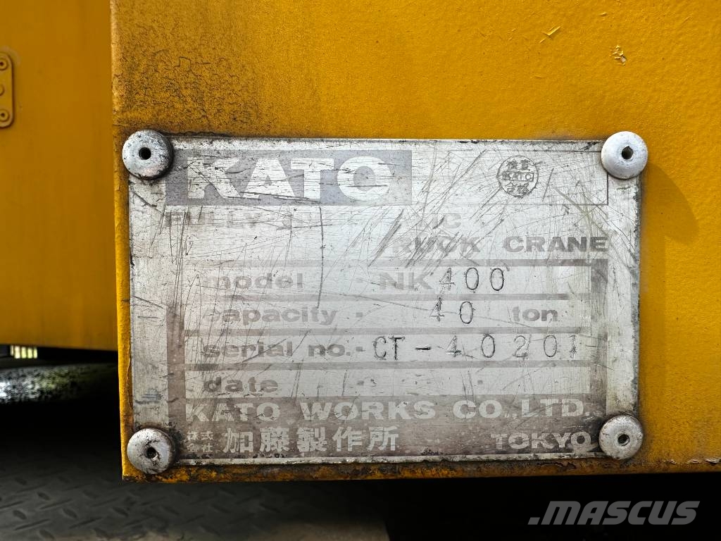 Mitsubishi KATO NK400 Ruw terrein kranen