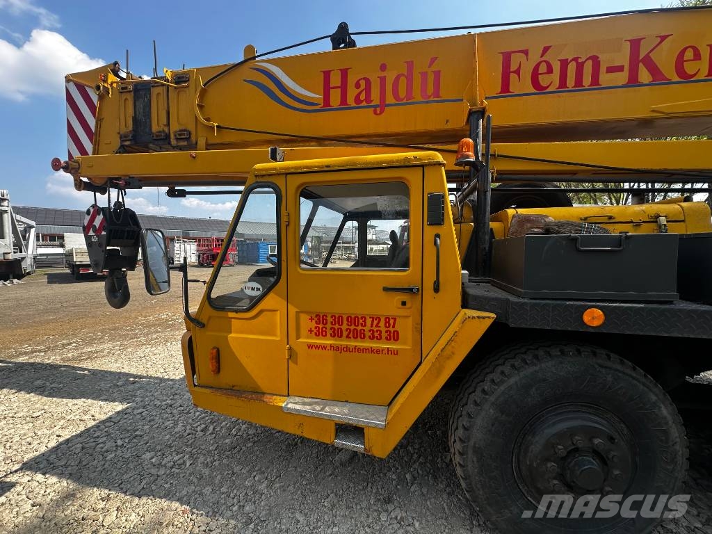 Mitsubishi KATO NK400 Ruw terrein kranen