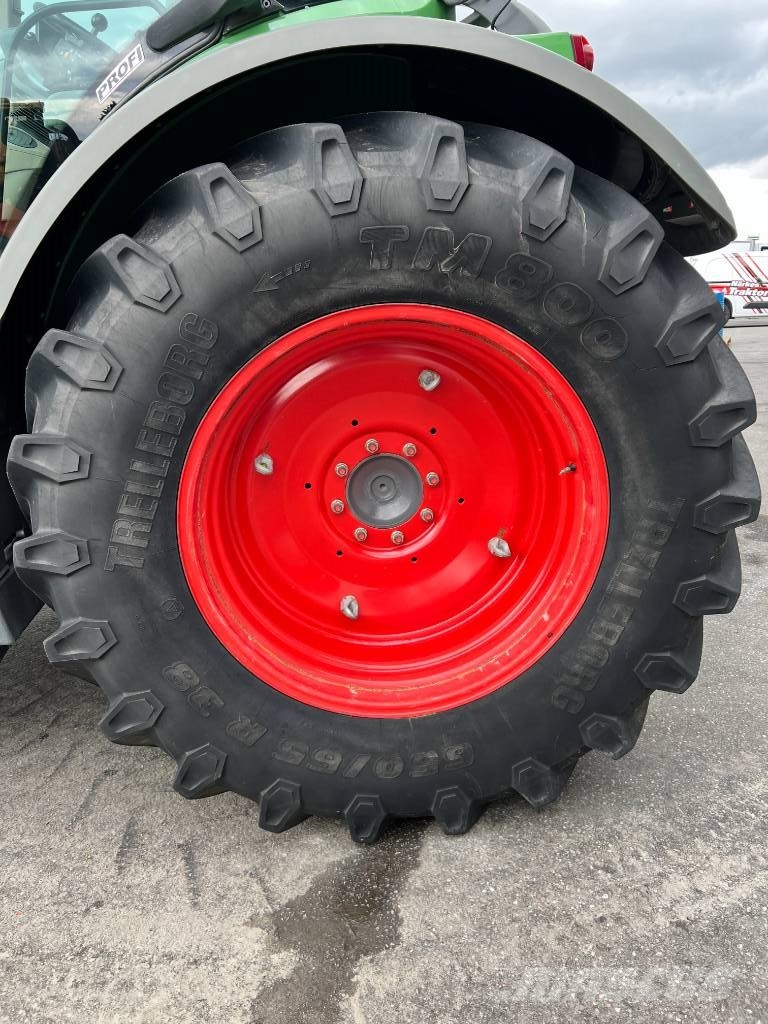 Fendt 516 Vario Profi الجرارات