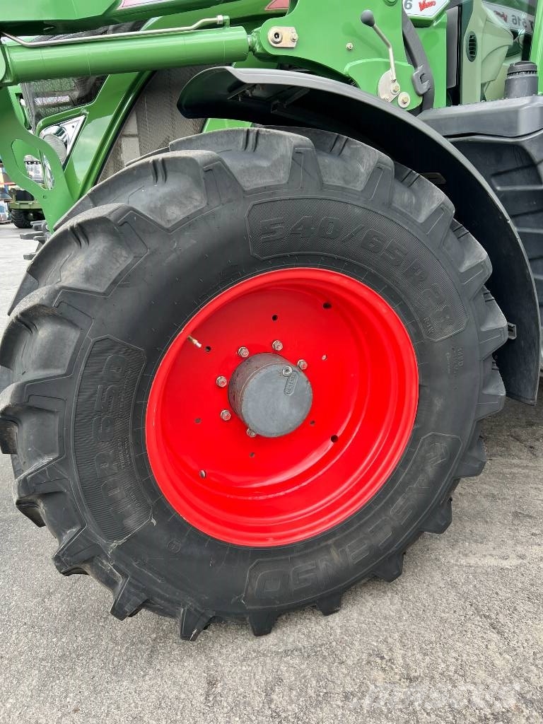 Fendt 516 Vario Profi الجرارات