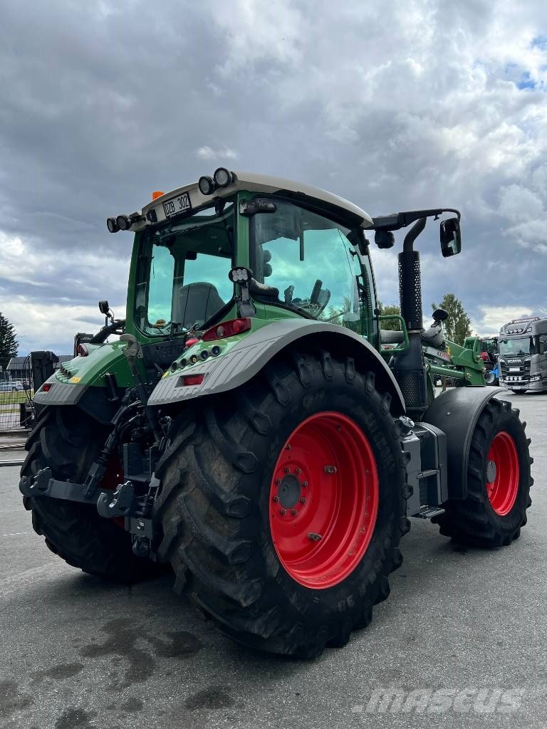 Fendt 516 Vario Profi الجرارات