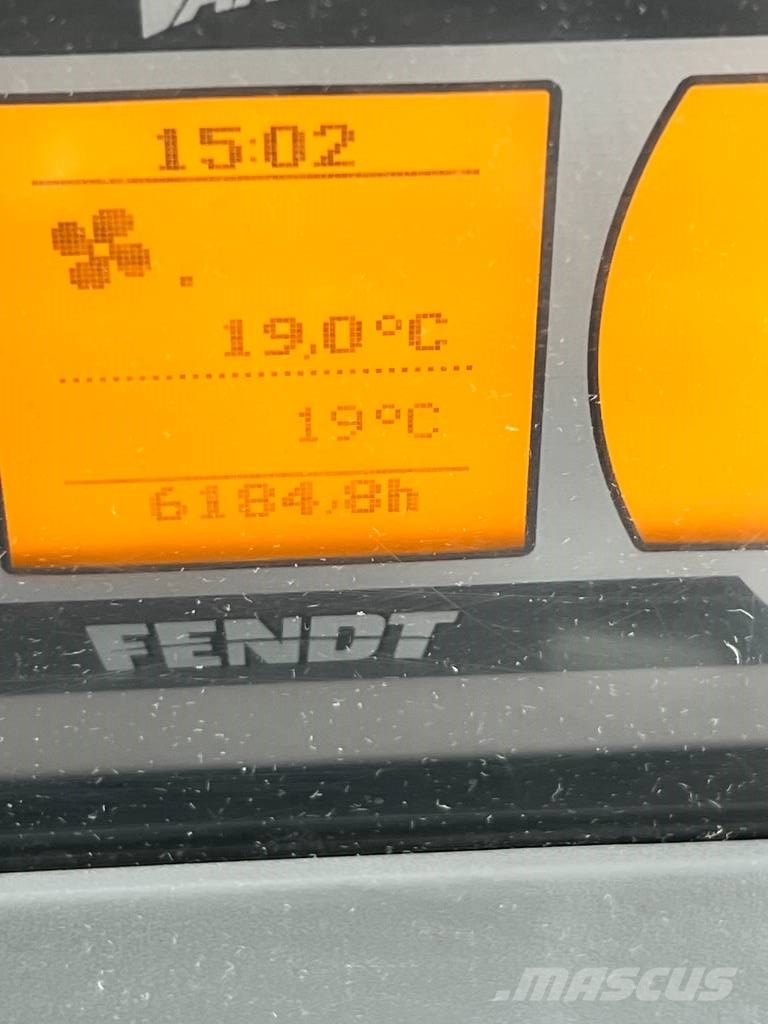 Fendt 516 Vario Profi الجرارات