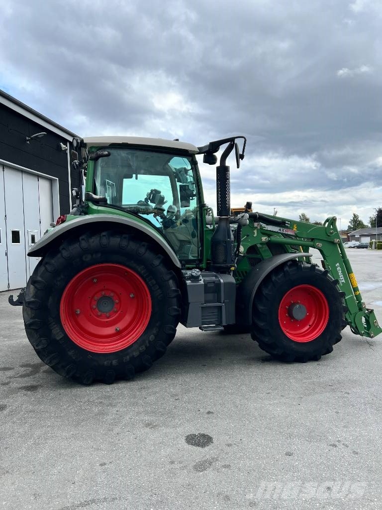 Fendt 516 Vario Profi الجرارات