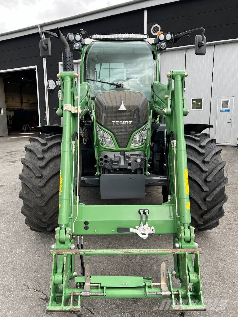Fendt 516 Vario Profi الجرارات