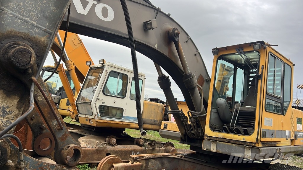 Volvo 280 مشعات