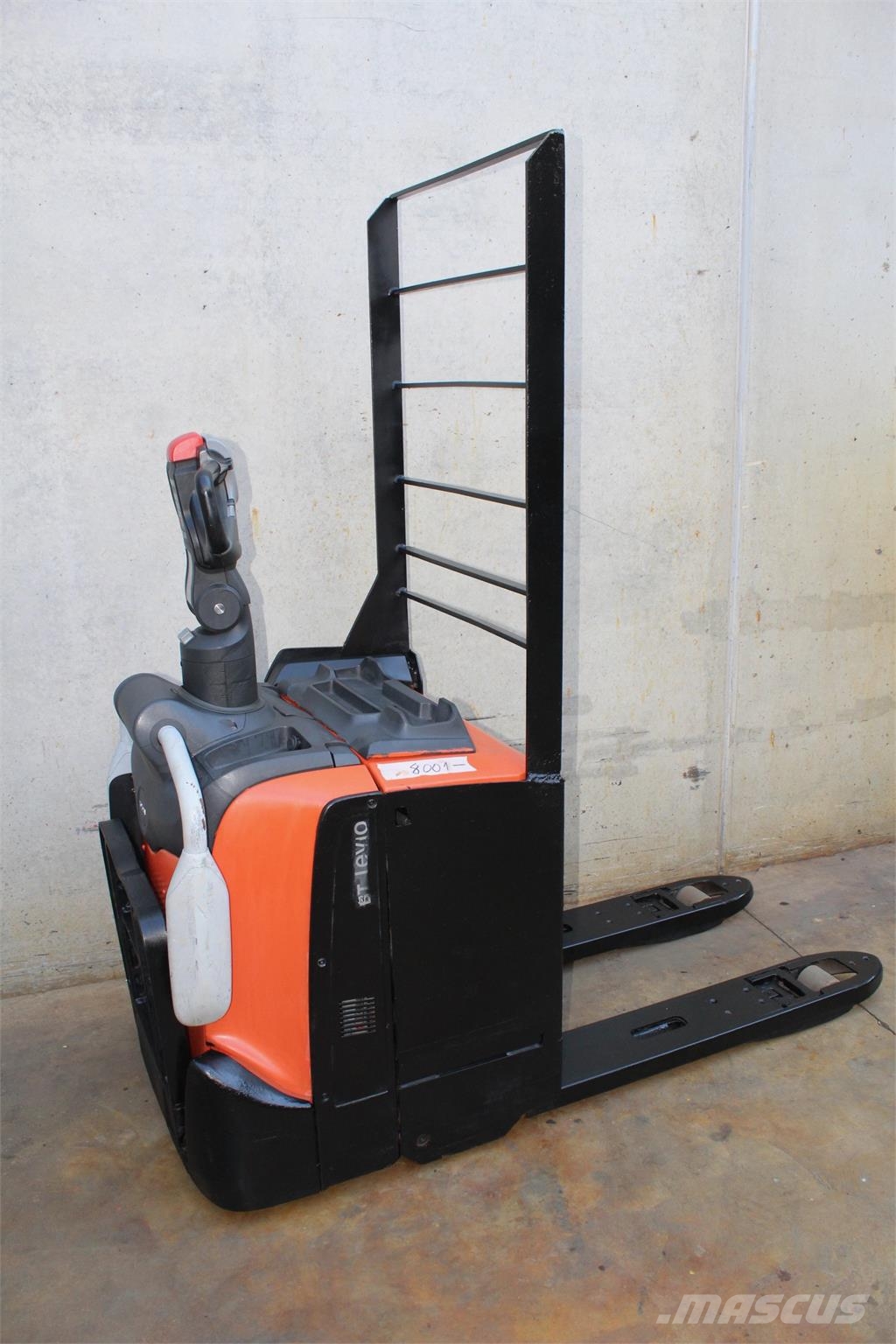 BT LPE200 Porta-paletes com plataforma