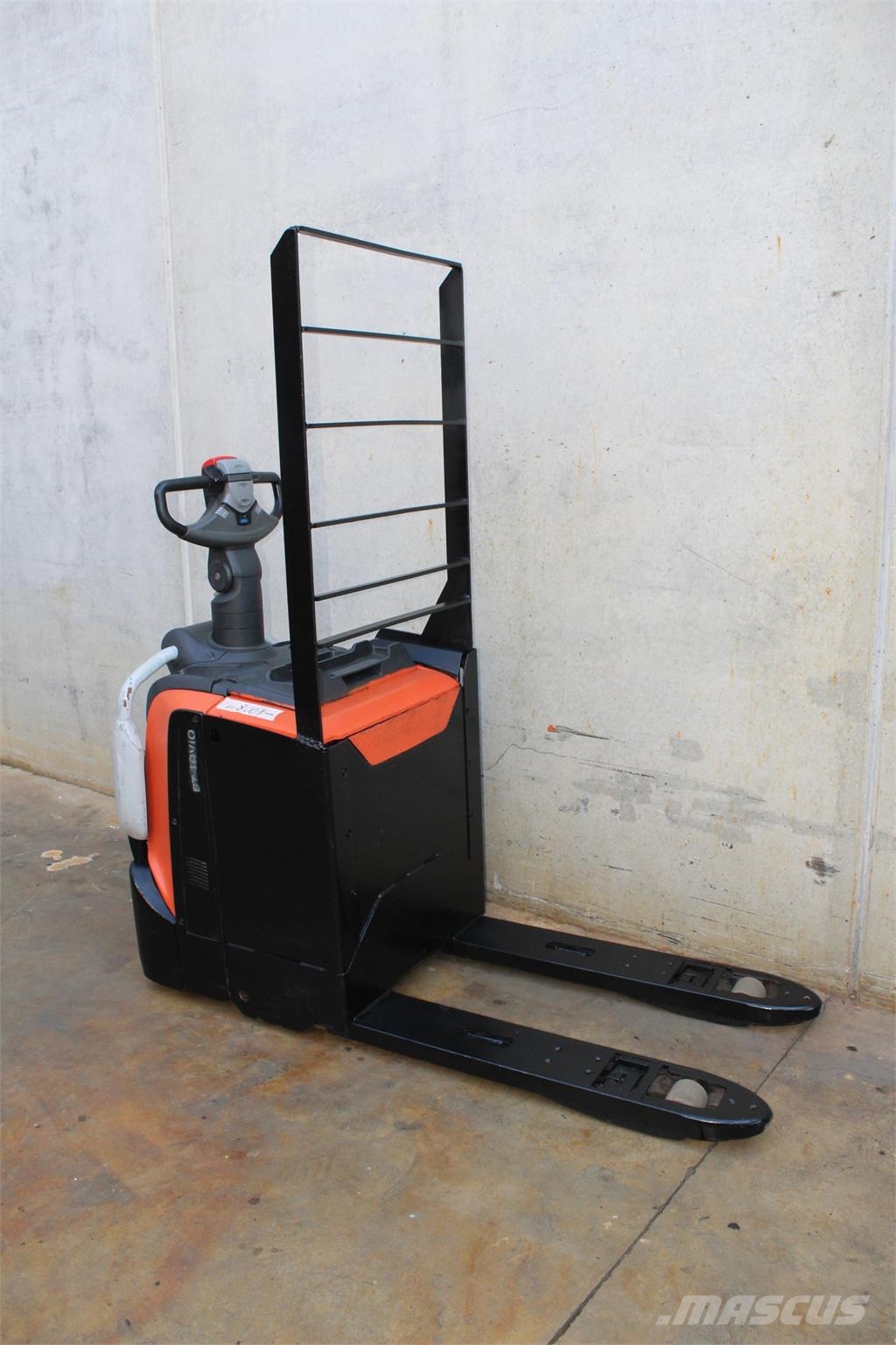 BT LPE200 Porta-paletes com plataforma