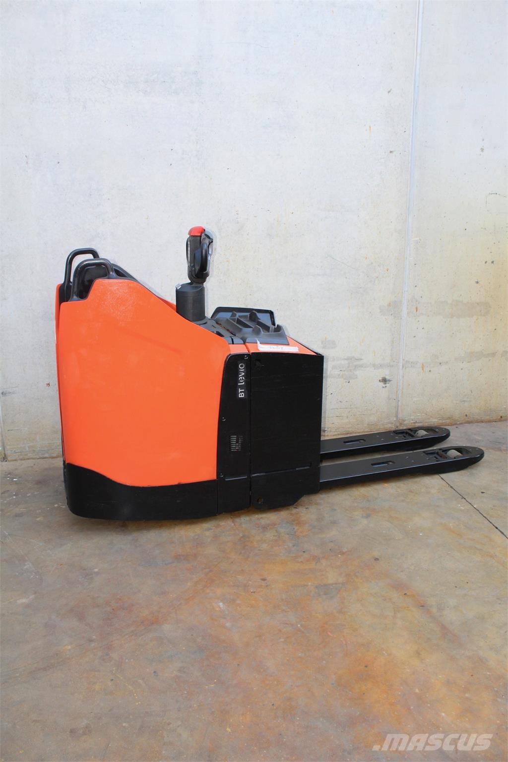BT LPE200 Porta-paletes com plataforma