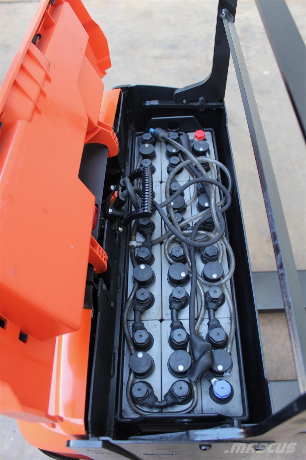 BT LWE 160 Lavtløftende truck