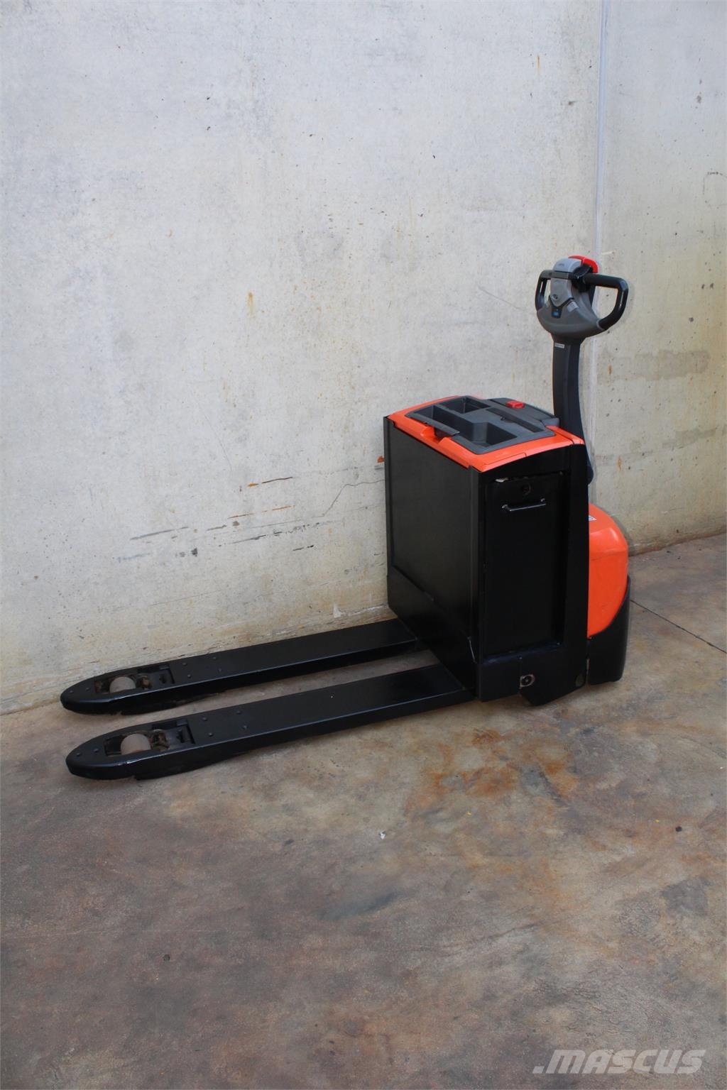 BT LWE200 Low lifter