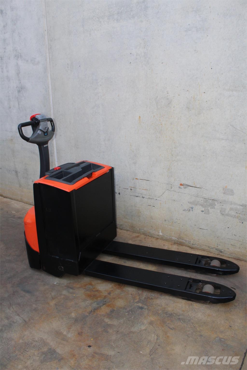 BT LWE200 Low lifter