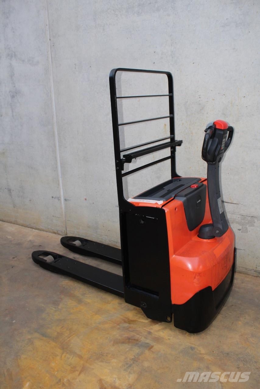 BT LWE200 Low lifter