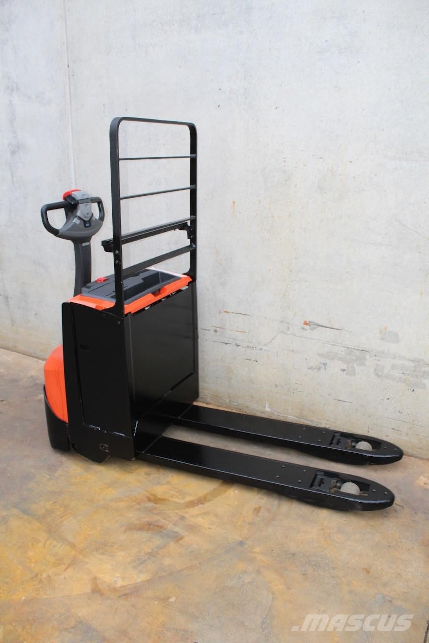 BT LWE200 Low lifter