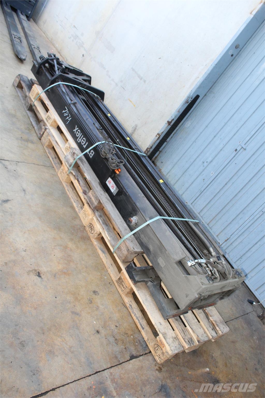 BT RRE 160 MC Stivuitor cu catarg retractabil
