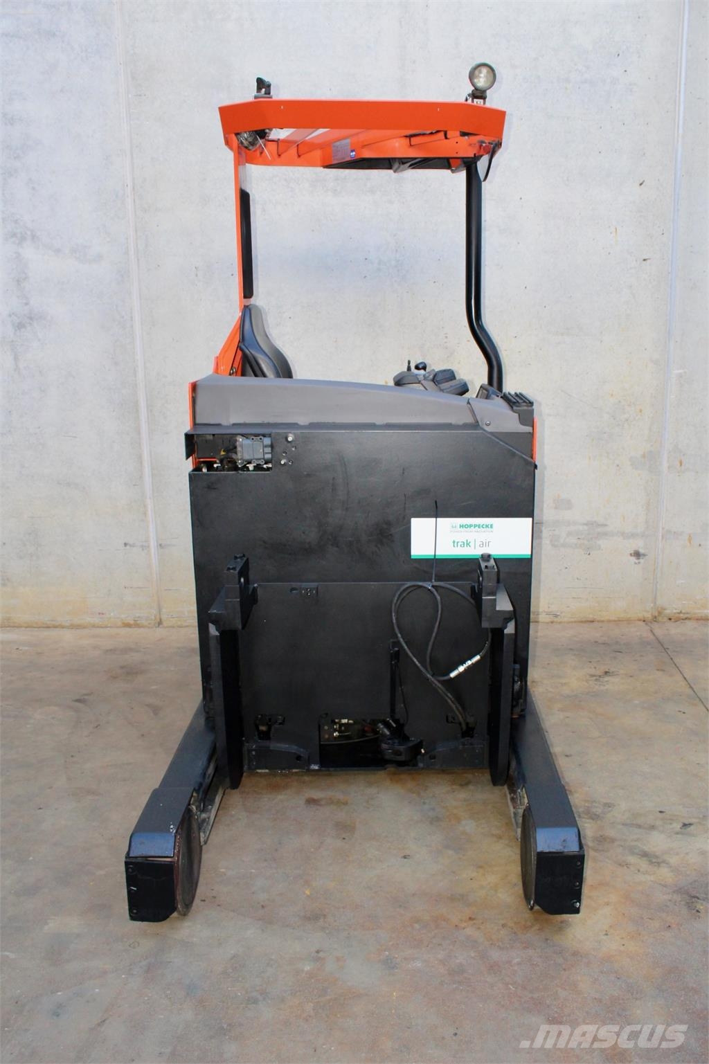 BT RRE 160 MC Stivuitor cu catarg retractabil